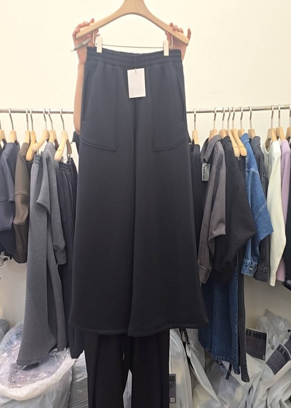 韓 大口袋寬褲 4色 size