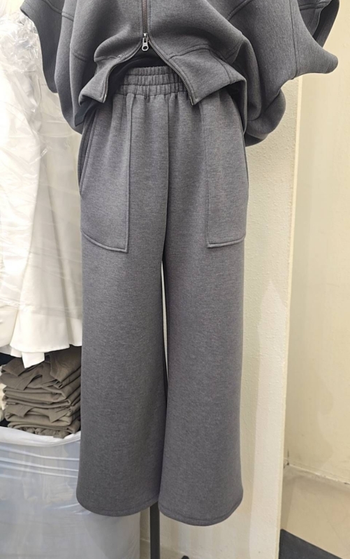 韓 大口袋寬褲 4色 size