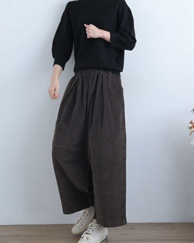 韓 八分小口袋燈心絨寬褲 7色 size