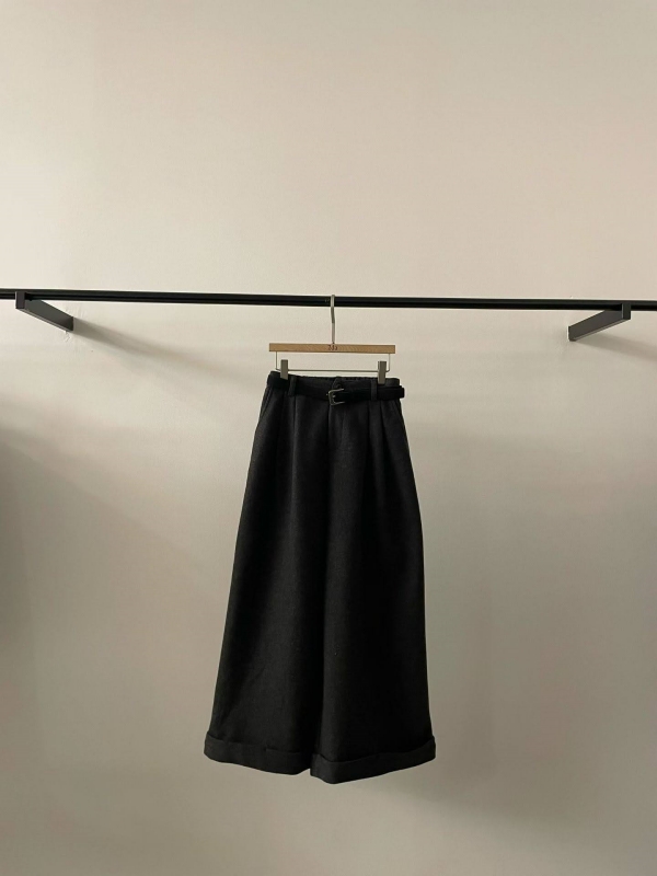 韓 小反摺九分寬褲 4色