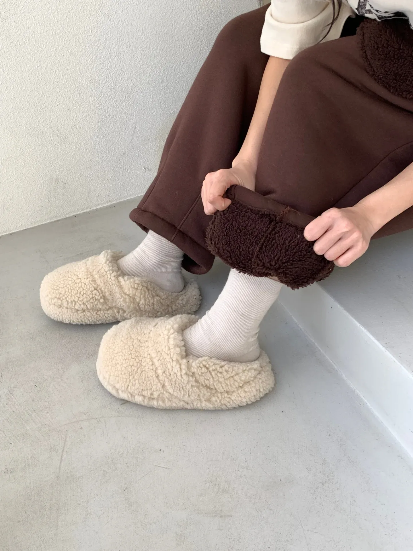 韓 毛毛口袋寬褲 5色