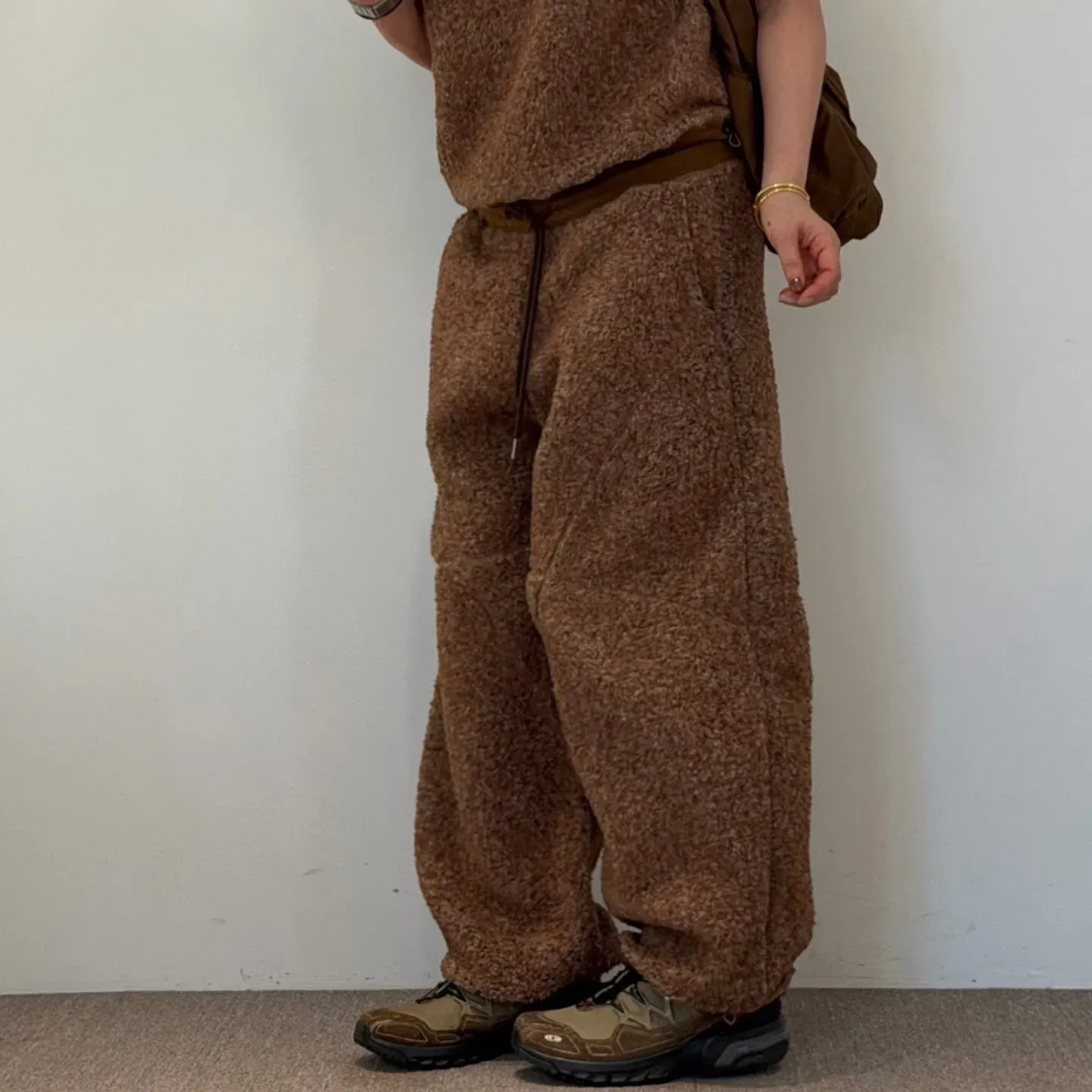 韓 下抽繩小短毛休閒褲 3色