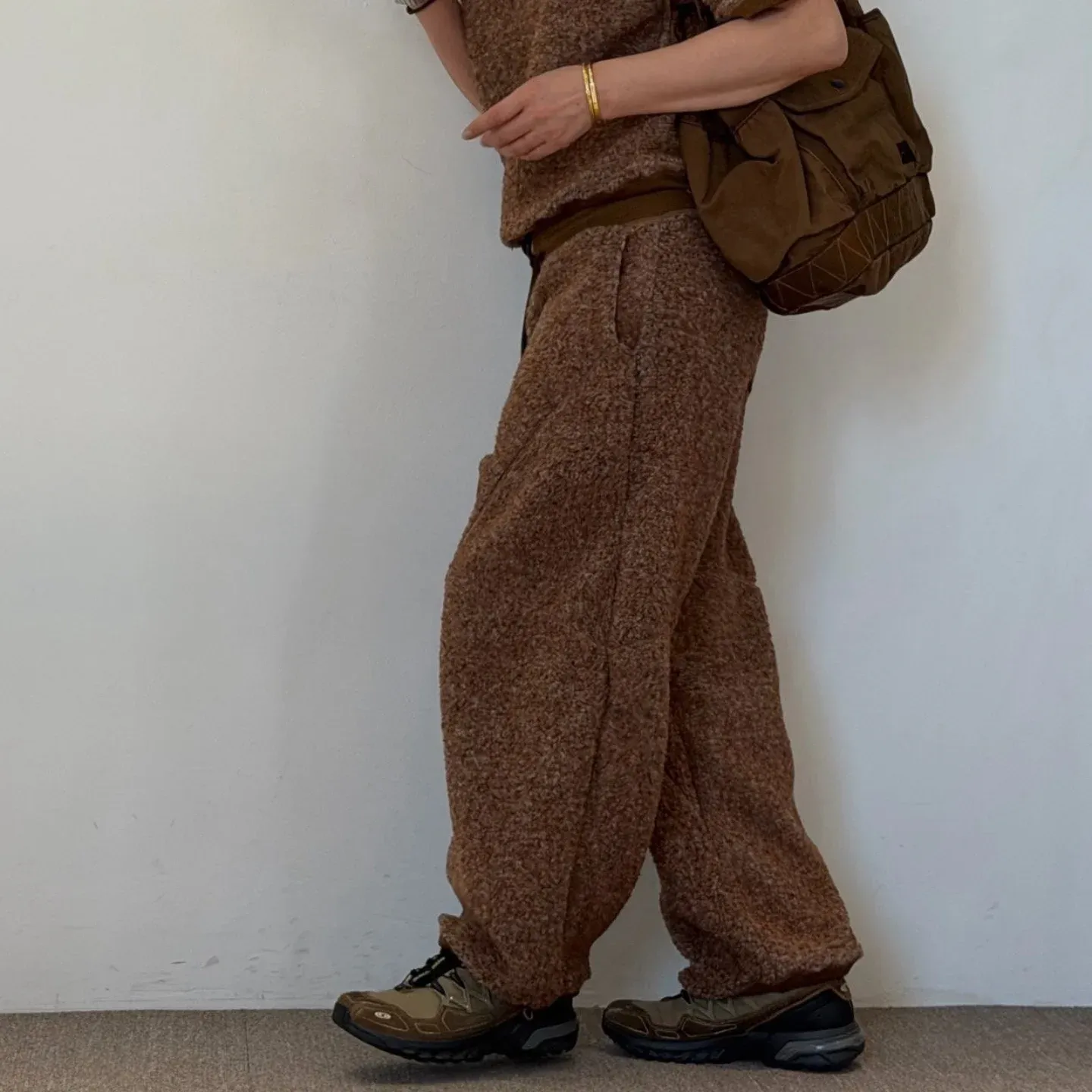 韓 下抽繩小短毛休閒褲 3色