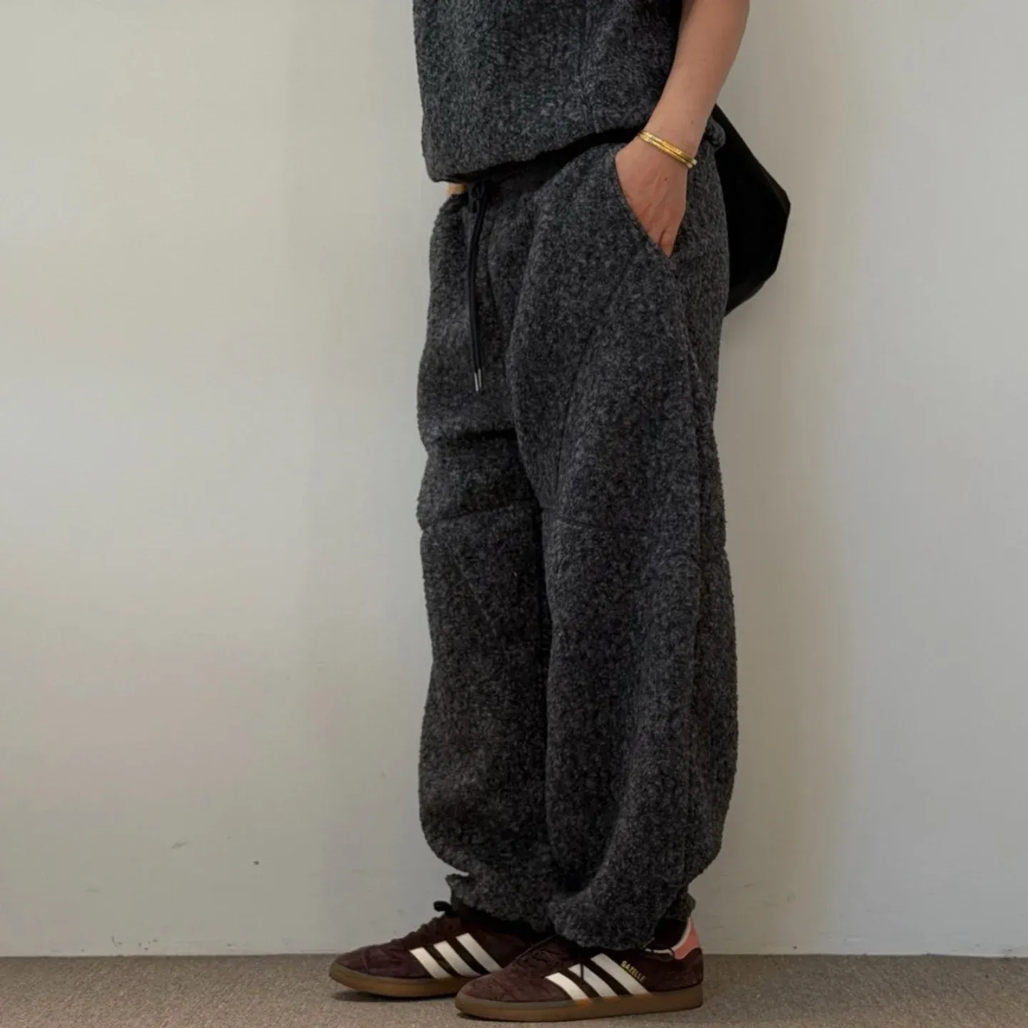 韓 下抽繩小短毛休閒褲 3色