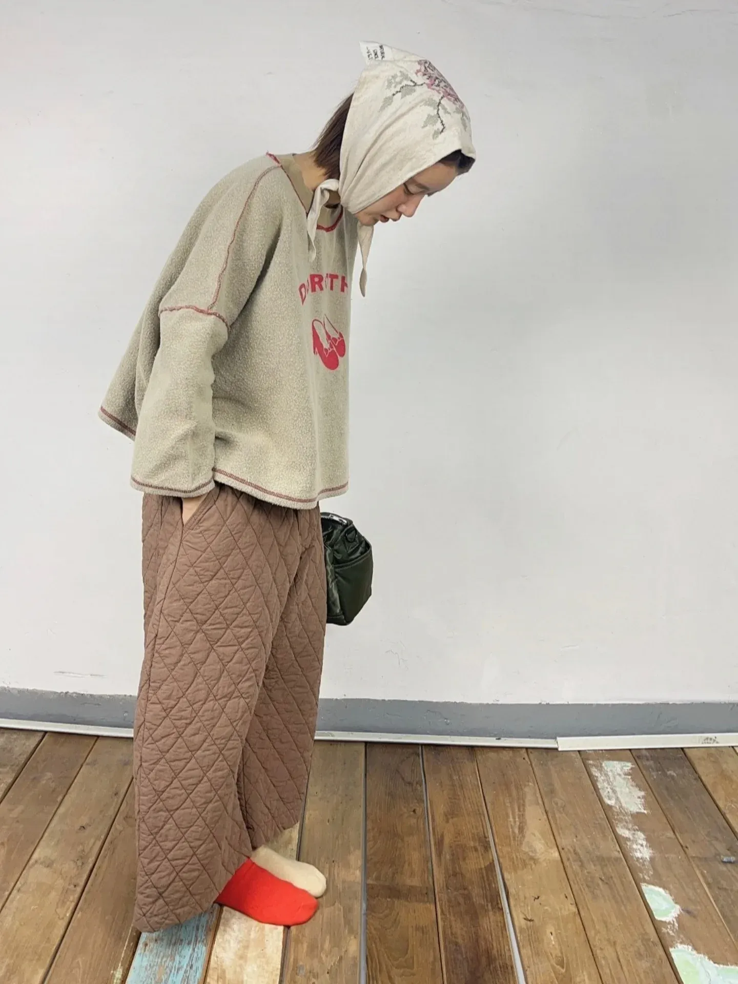 韓 壓紋腰鬆緊寬褲 3色