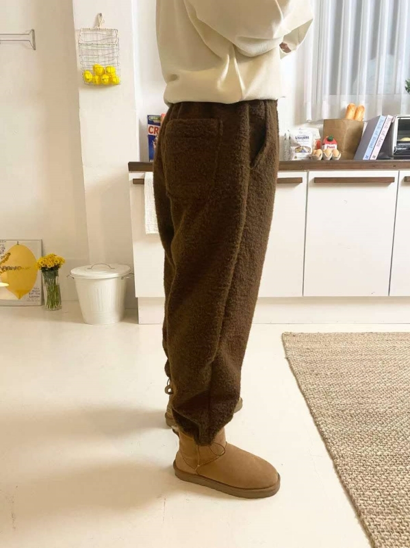 韓 溜冰鞋毛毛褲 2色