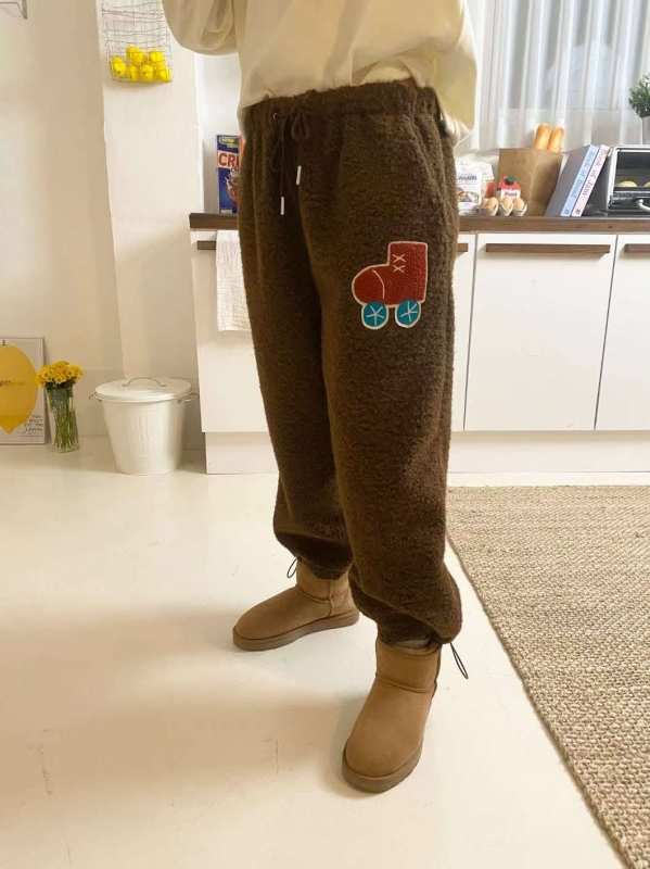 韓 溜冰鞋毛毛褲 2色