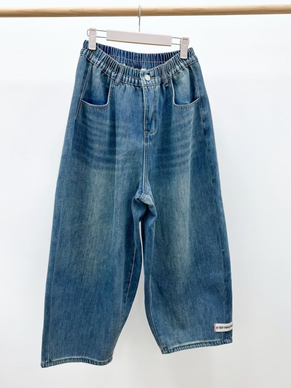 韓 褲管小標牛仔刷色寬褲