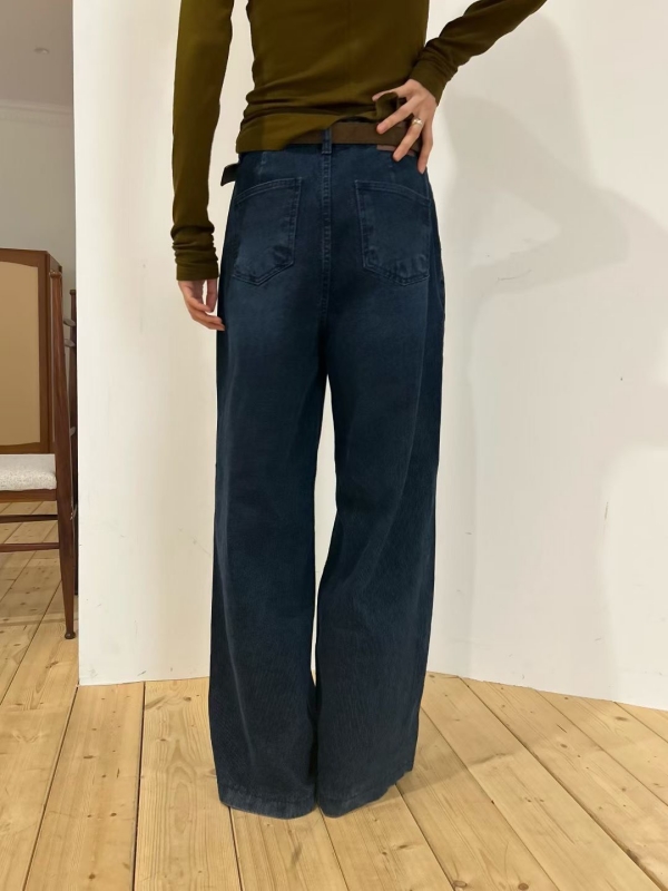 韓 低調壓紋長褲