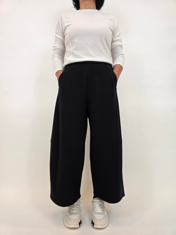 韓 腰鬆緊八分寬褲 3色 size