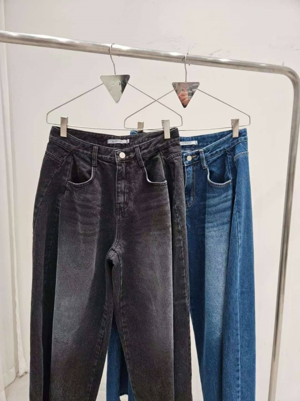 韓 大腿刷白牛仔褲 2色