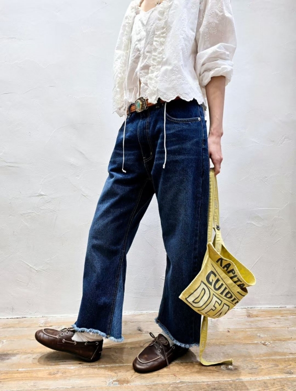 韓 側車線下鬚鬚牛仔褲