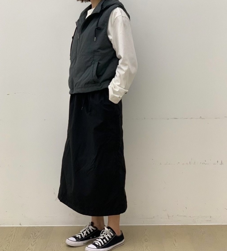 韓 側開衩風衣布長裙 2色 size