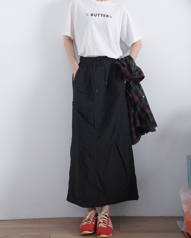 韓 側開衩風衣布長裙 2色 size