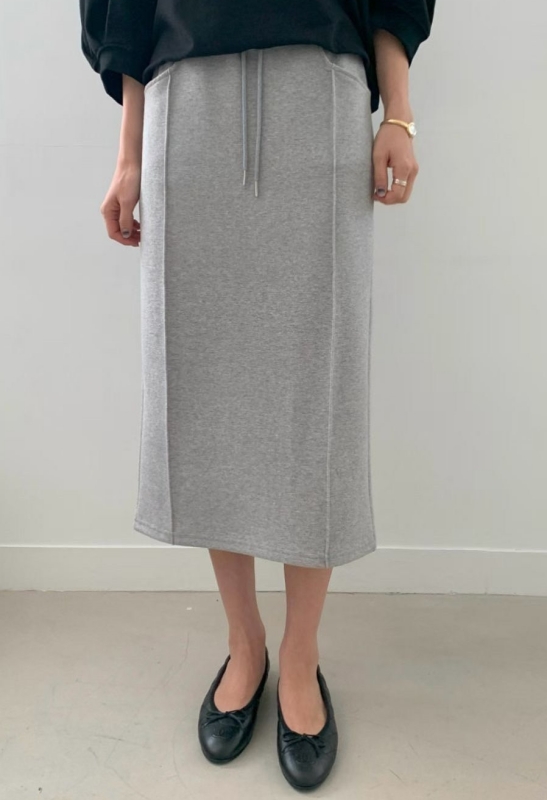 韓 後衩前車線素色長裙 2色 size