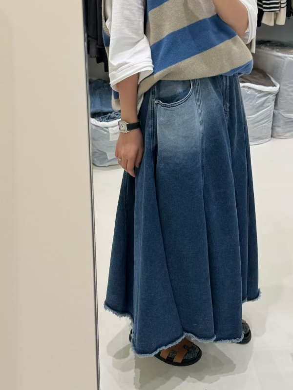 韓 口袋下刷色牛仔長裙 2色 size