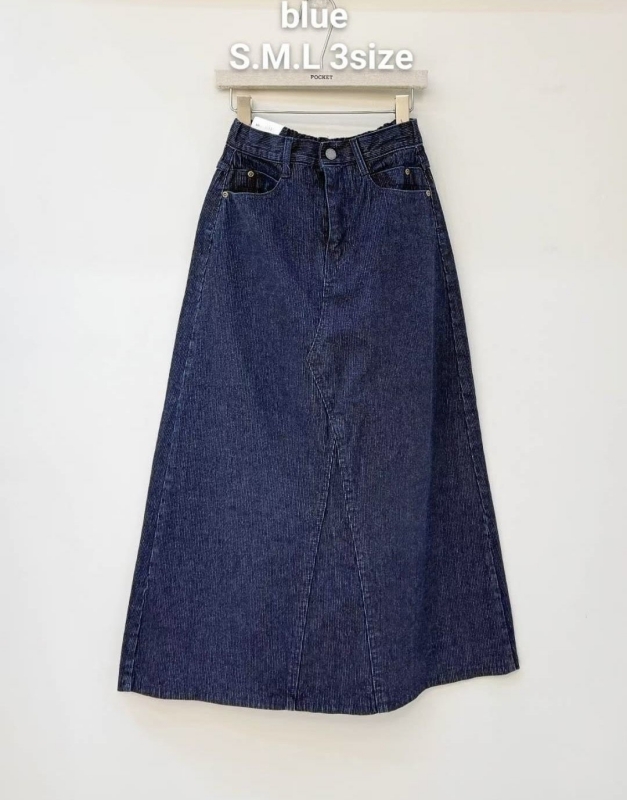 韓 低調細壓紋長裙 2色 size