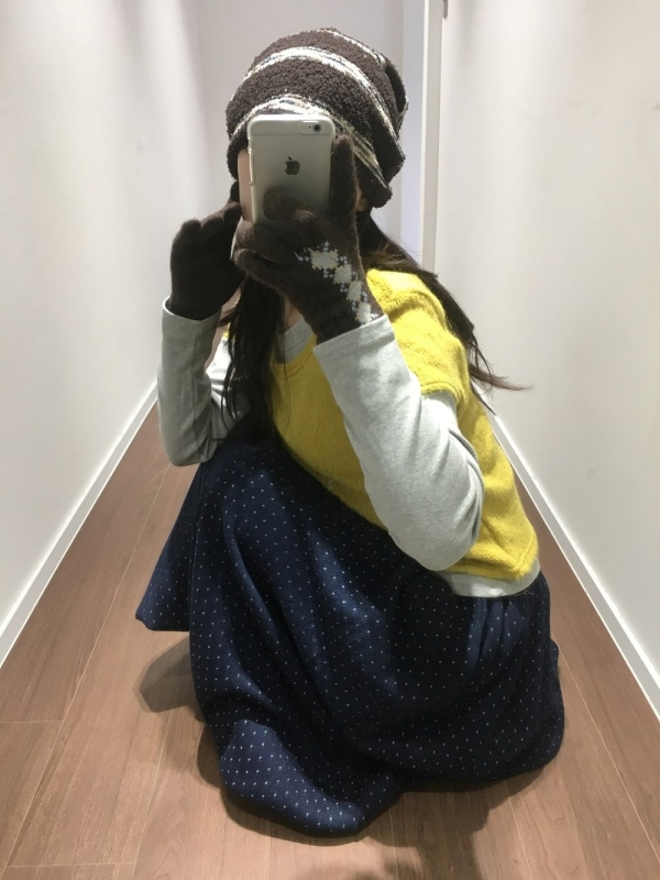 韓 點點微澎長裙 2色