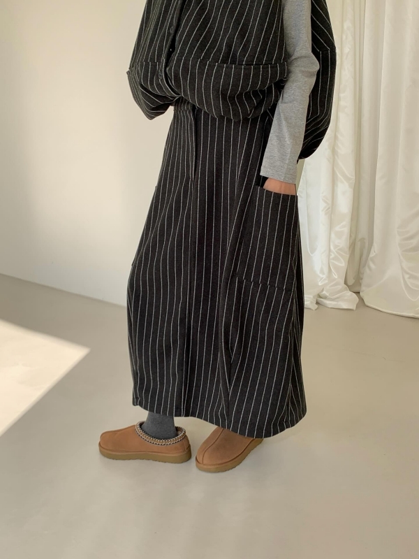 韓 直條文側口袋長裙 2色 size