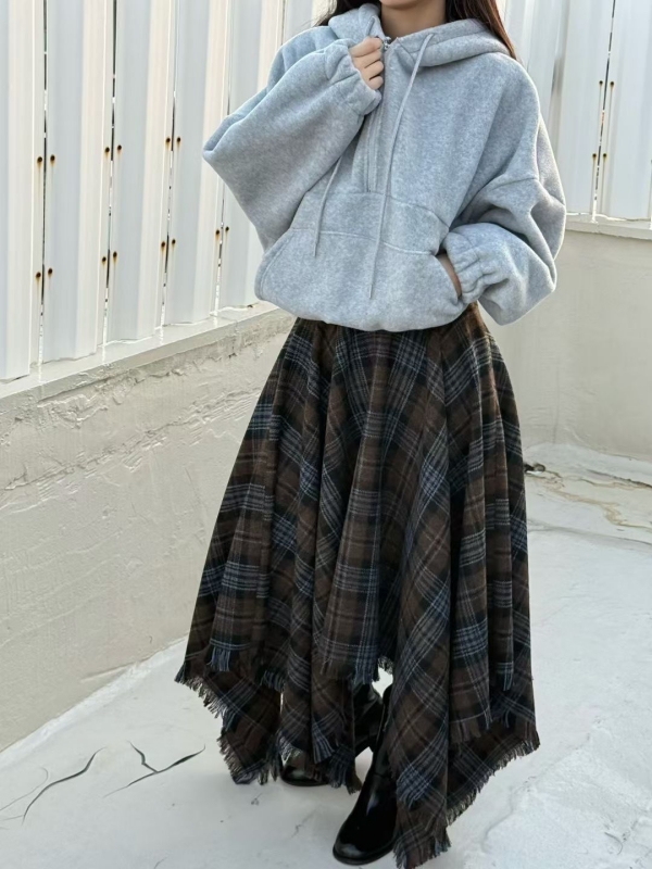 韓 格文不規則長裙 2色