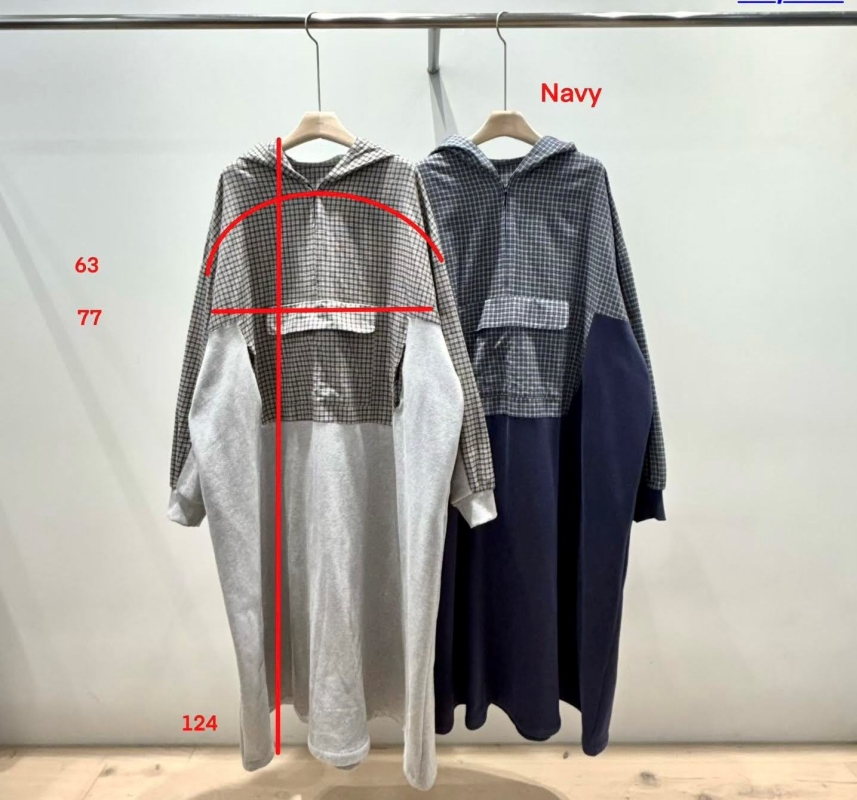 韓 拚格文連帽長洋 2色