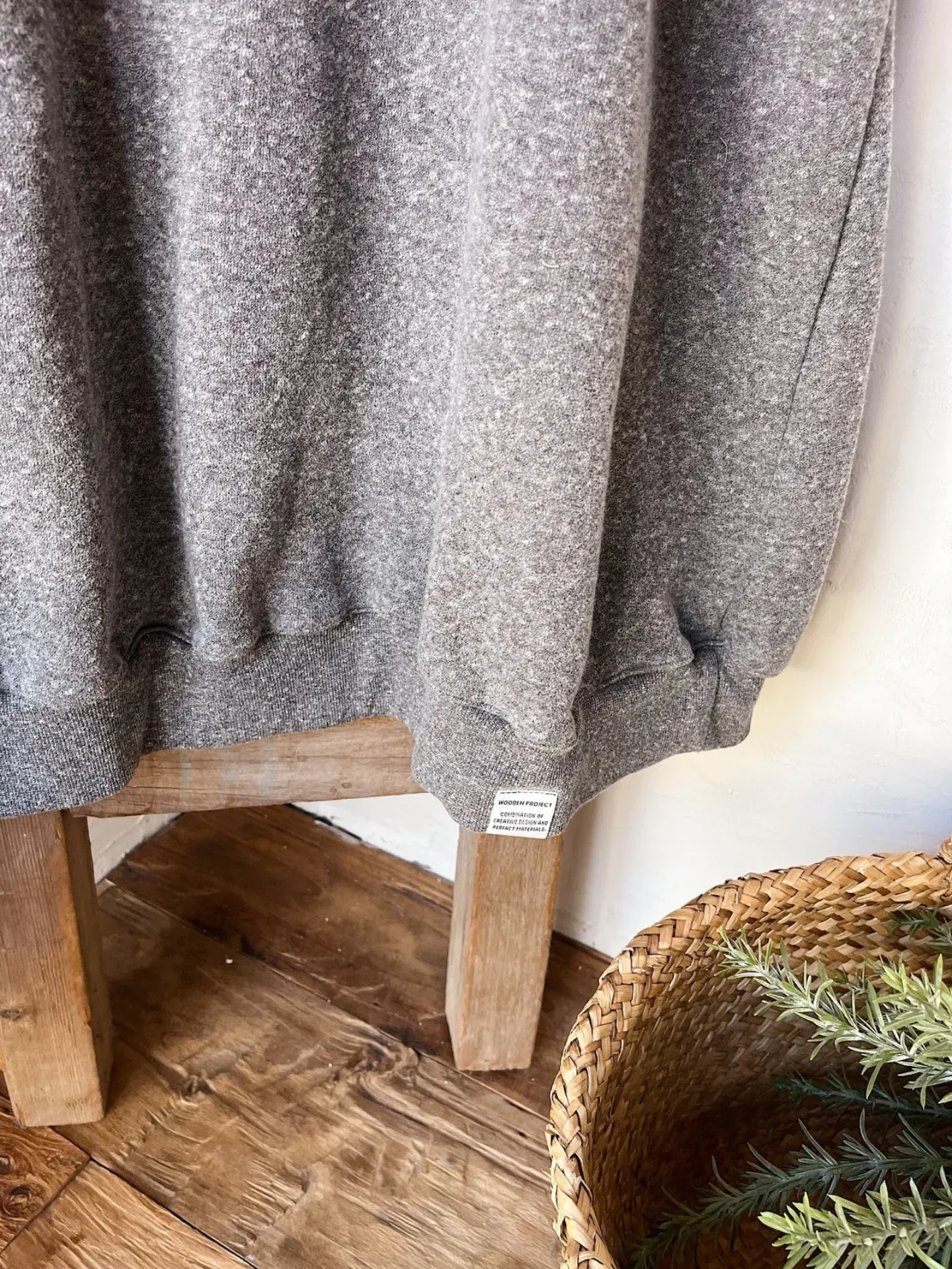 韓 背釦素色長洋