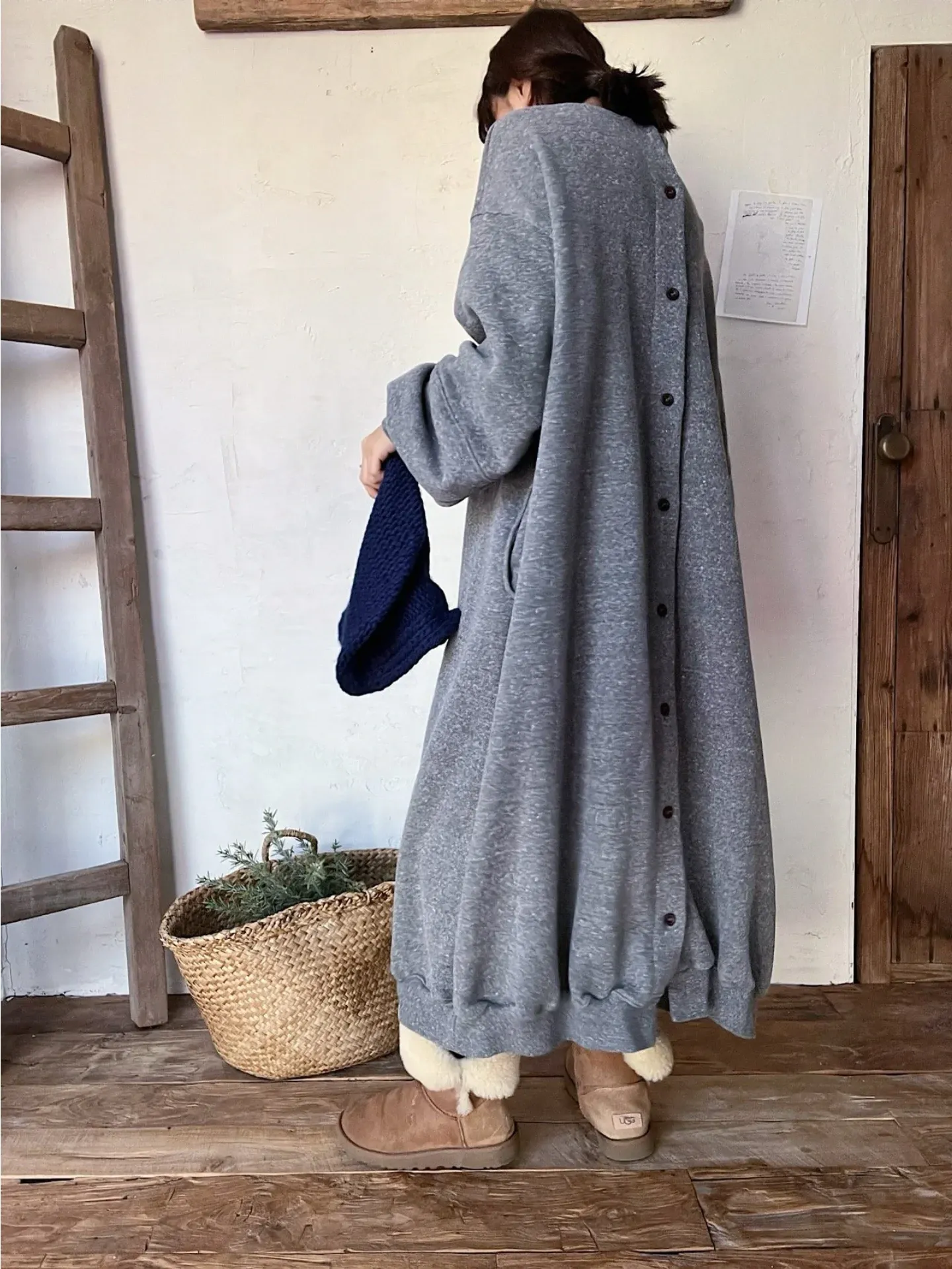 韓 背釦素色長洋