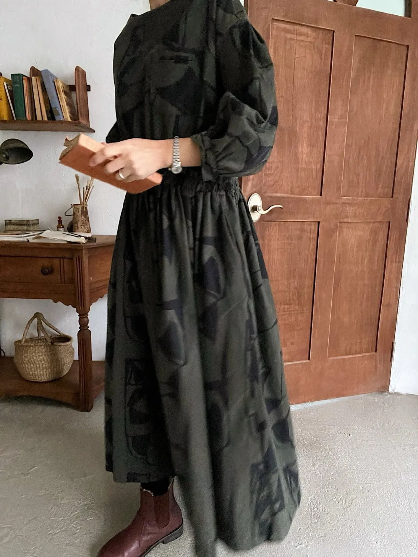 韓 不規則線條色塊長洋 2色