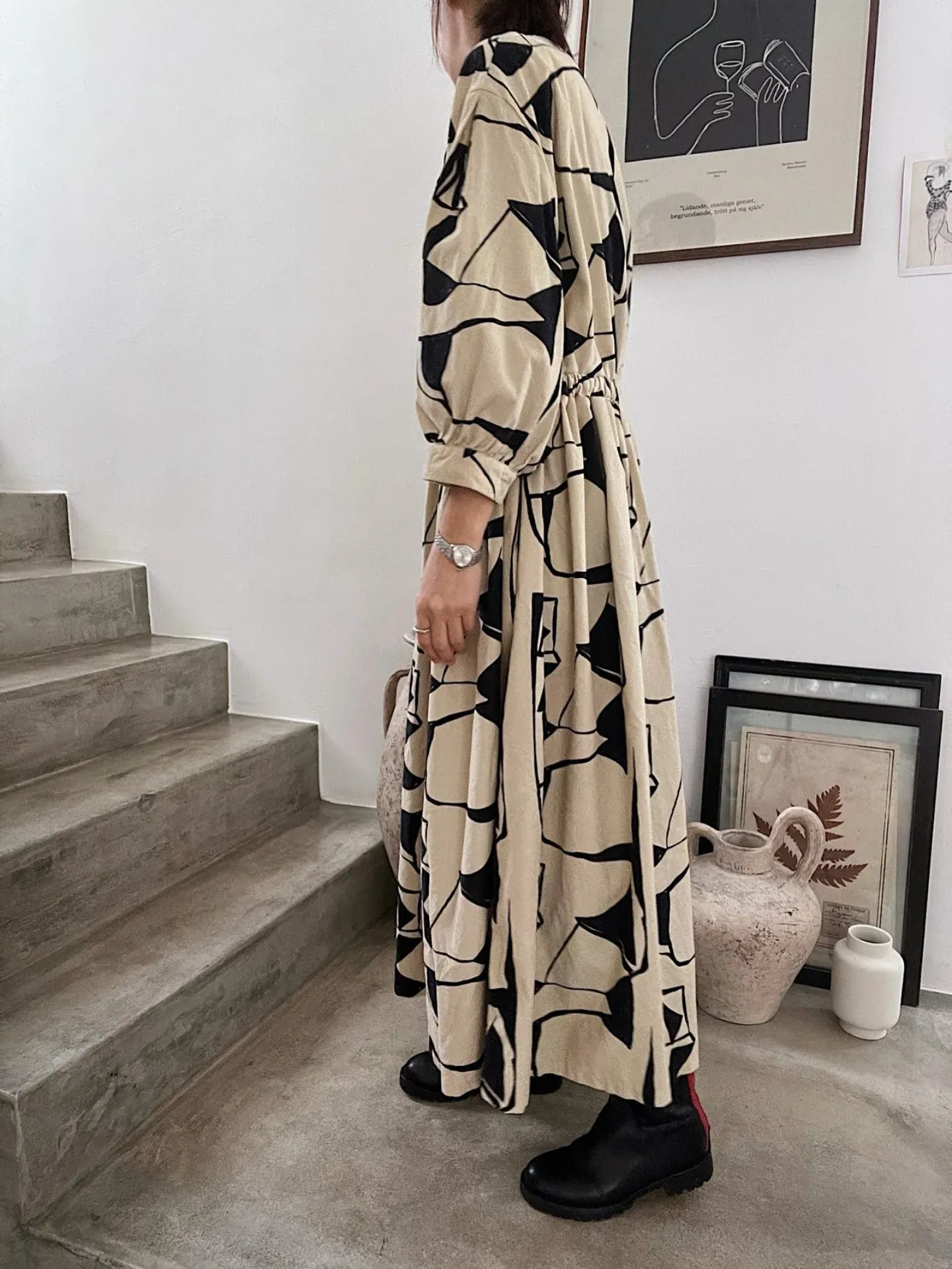 韓 不規則線條色塊長洋 2色