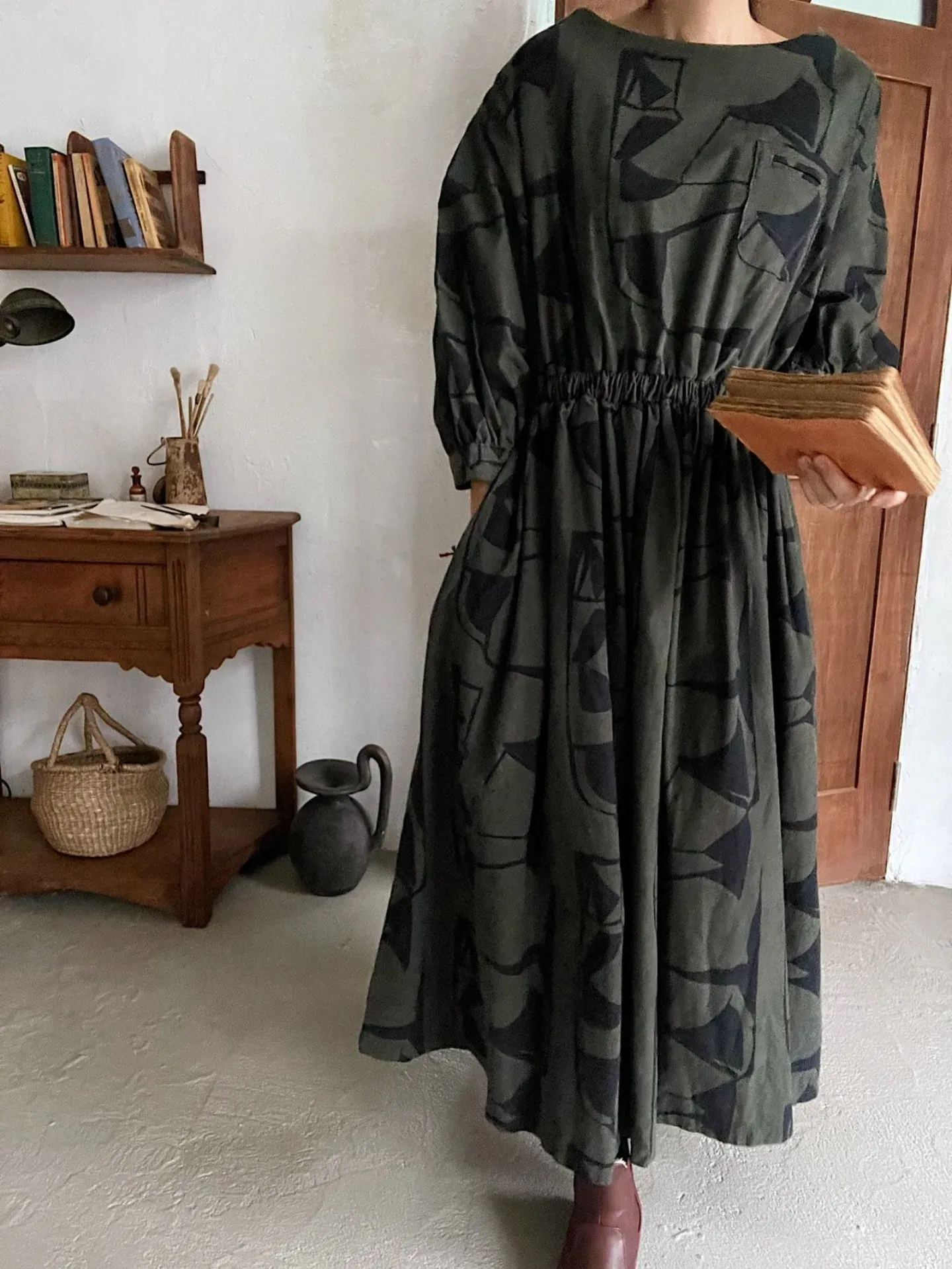 韓 不規則線條色塊長洋 2色