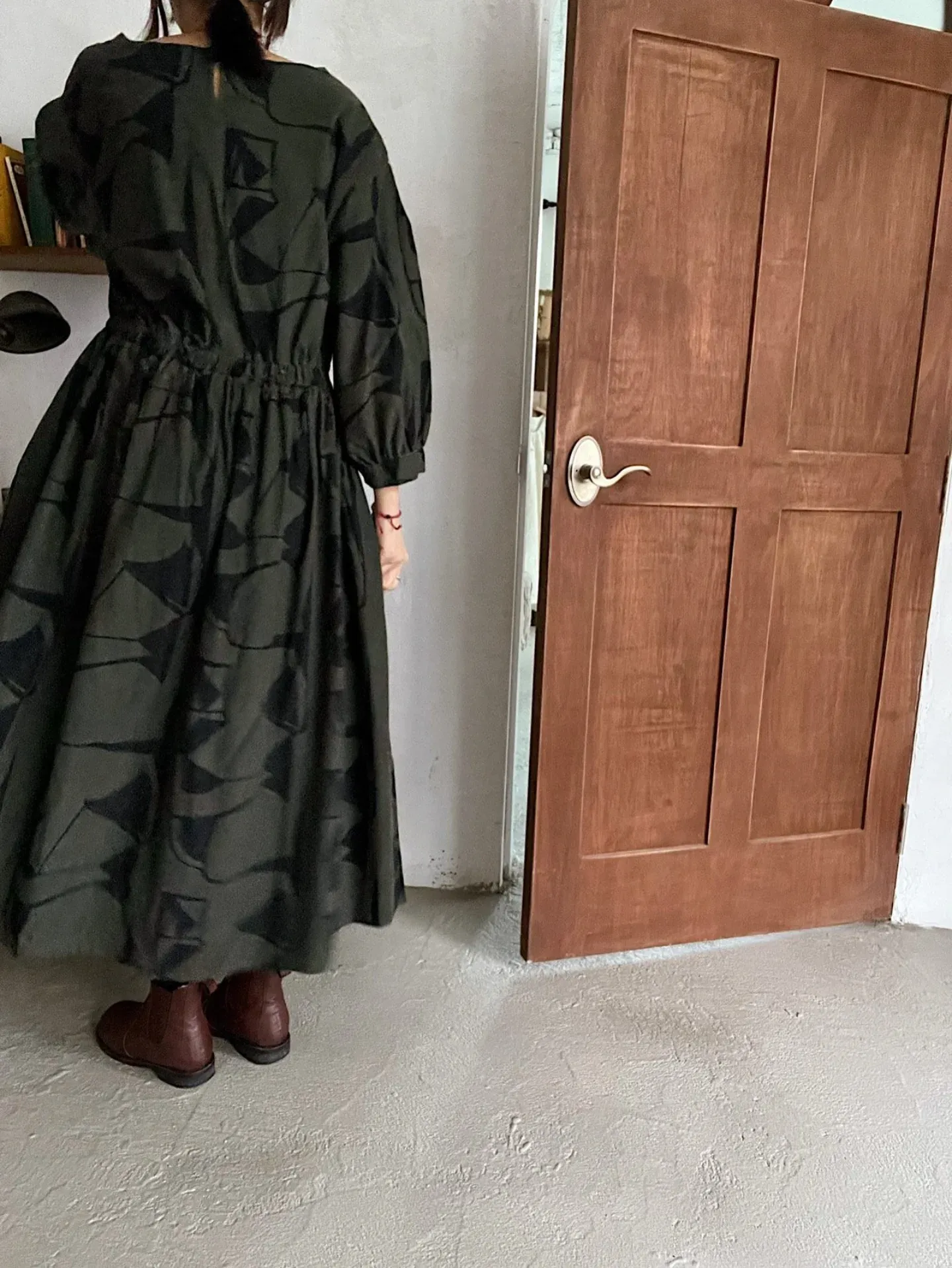 韓 不規則線條色塊長洋 2色