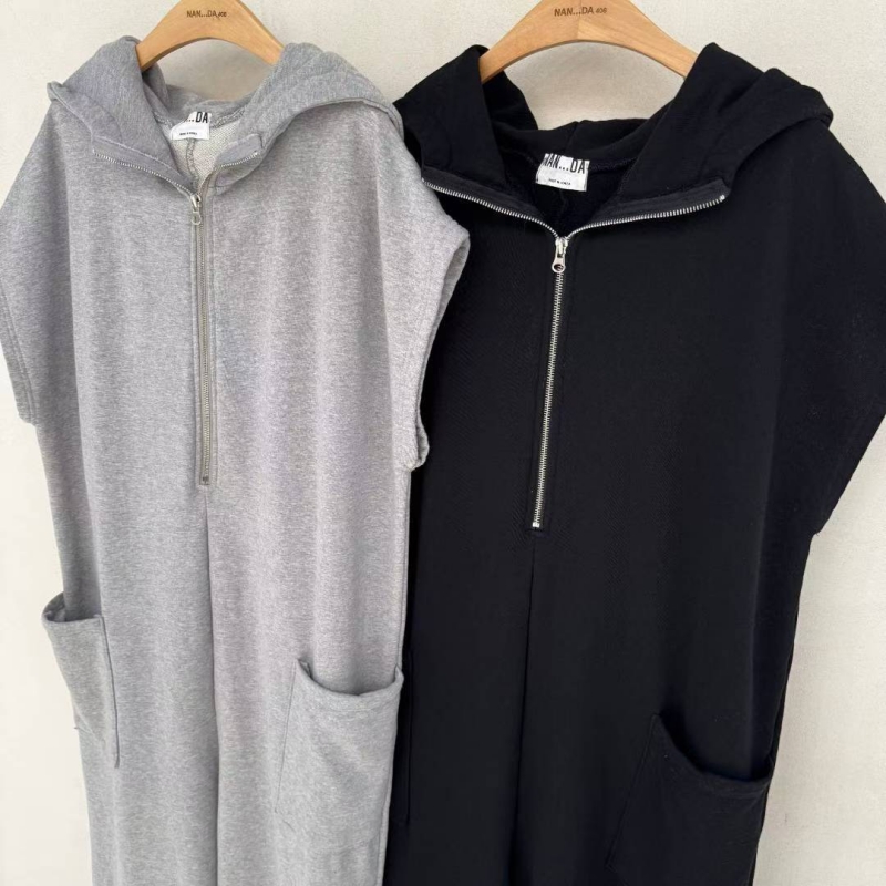 韓 連帽連身褲 2色