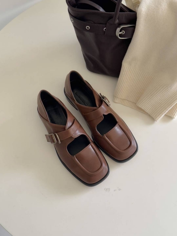 韓 微方頭皮鞋 2色 size