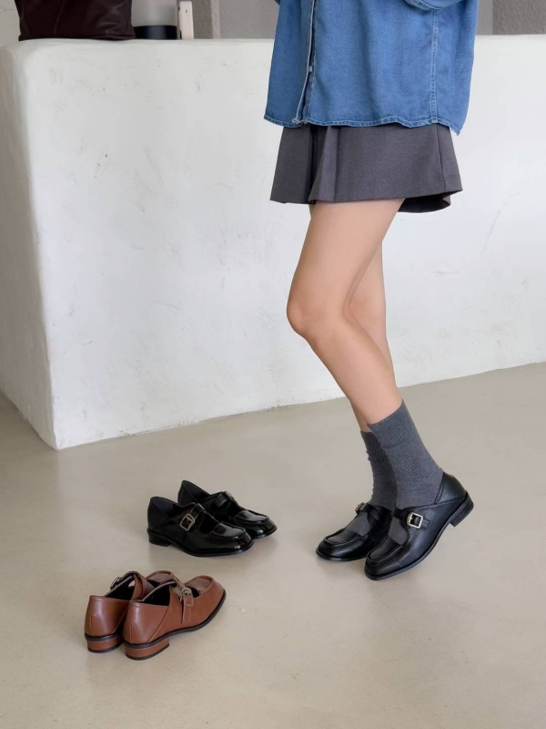 韓 微方頭皮鞋 2色 size