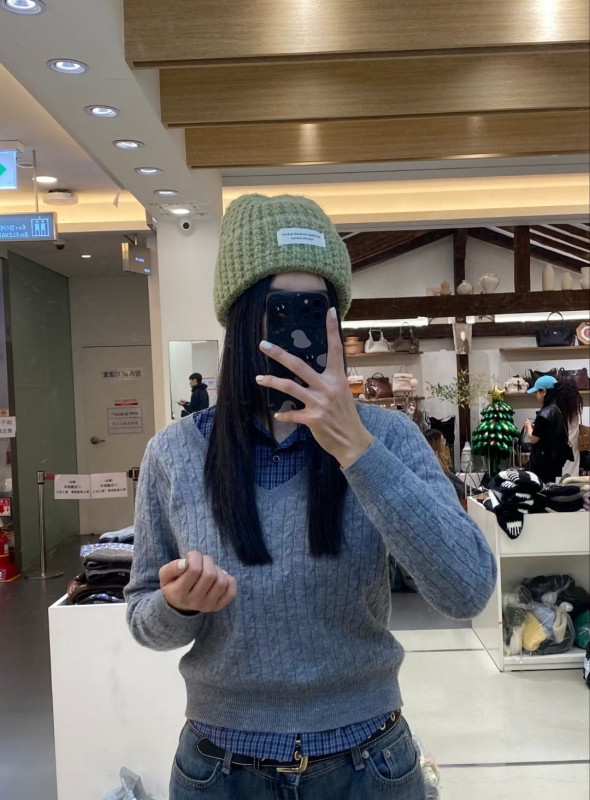 韓 壓紋小標毛帽 6色