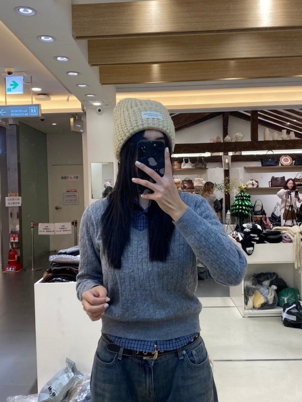 韓 壓紋小標毛帽 6色