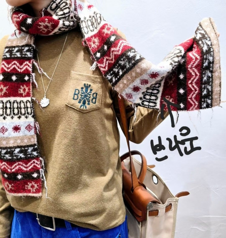 韓 繽紛圖騰圍巾 4色 size