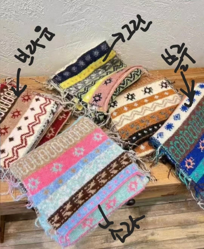 韓 繽紛圖騰圍巾 4色 size