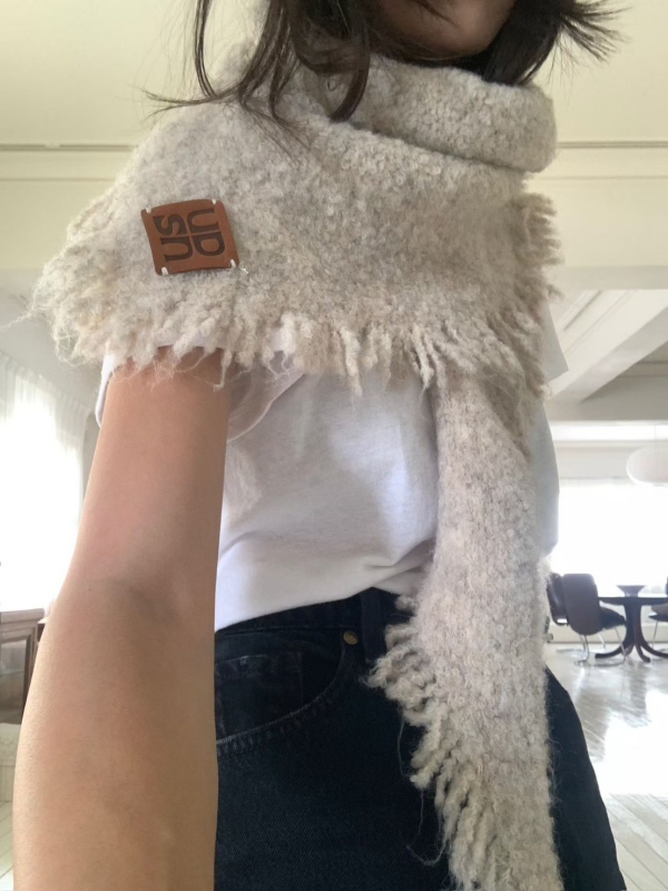 韓 小標鬚鬚素色圍巾 3色