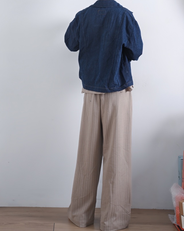 韓 有領小V牛仔外套 2色 size