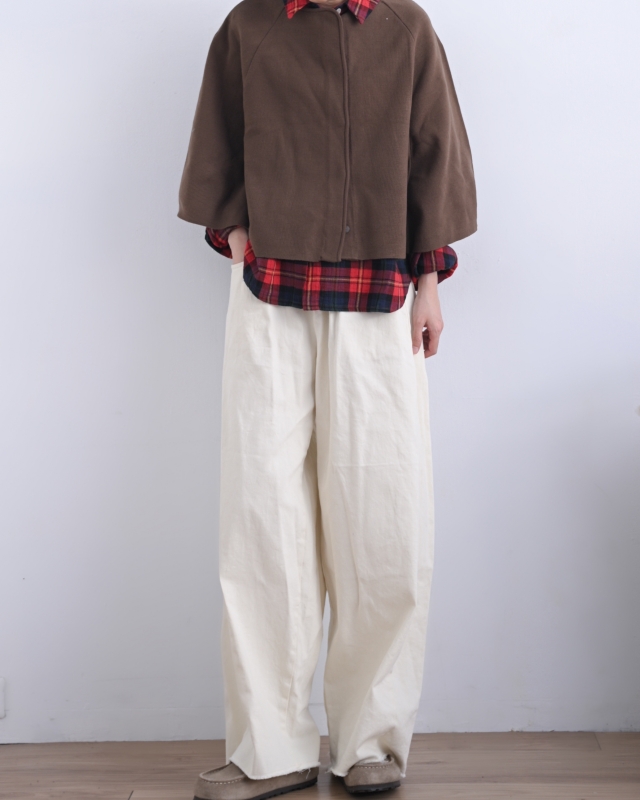 韓 短版斗篷外套 3色 size
