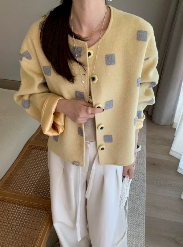 韓 造型扣短版外套 4色