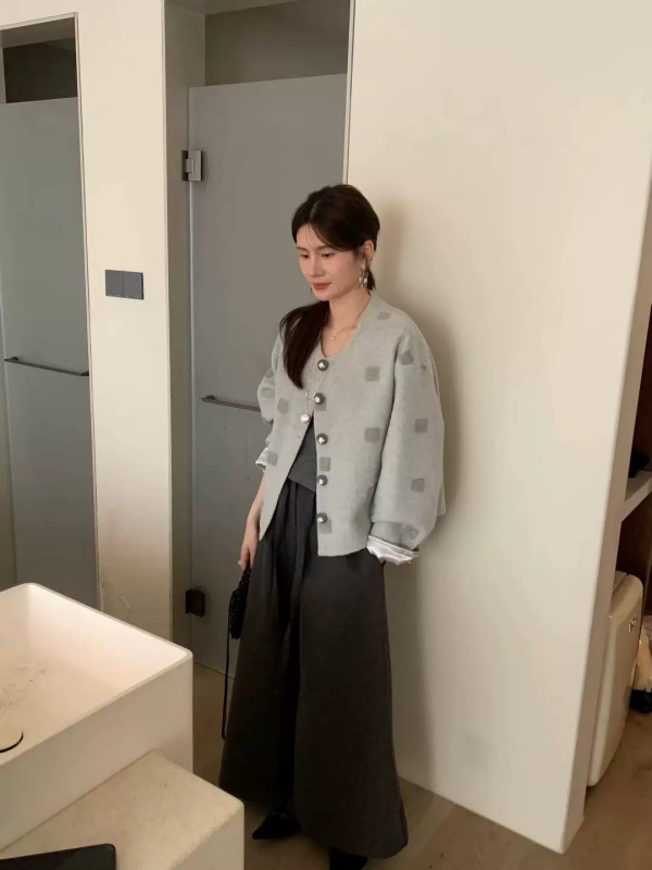 韓 造型扣短版外套 4色