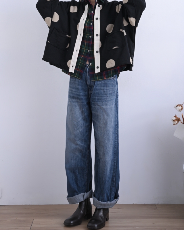 韓 白點點短版外套 size