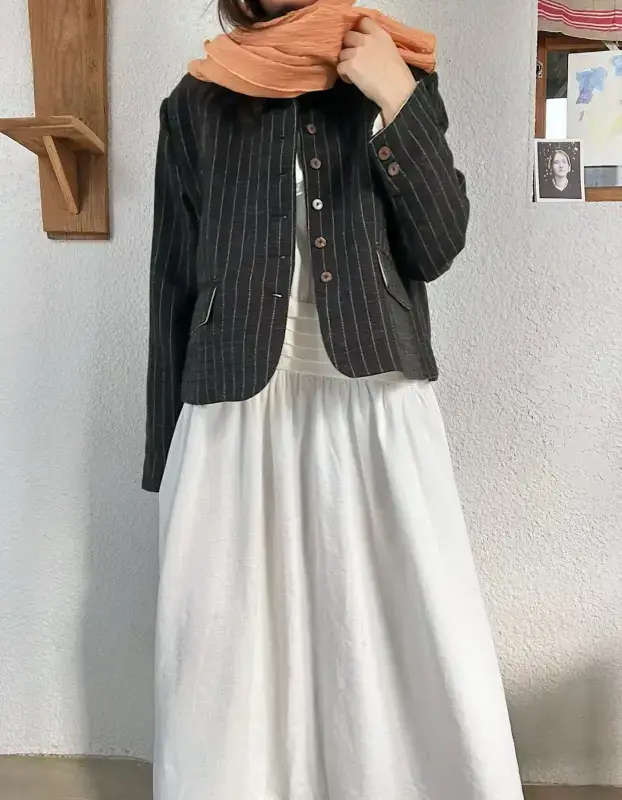 韓 直條短版有領外套 2色