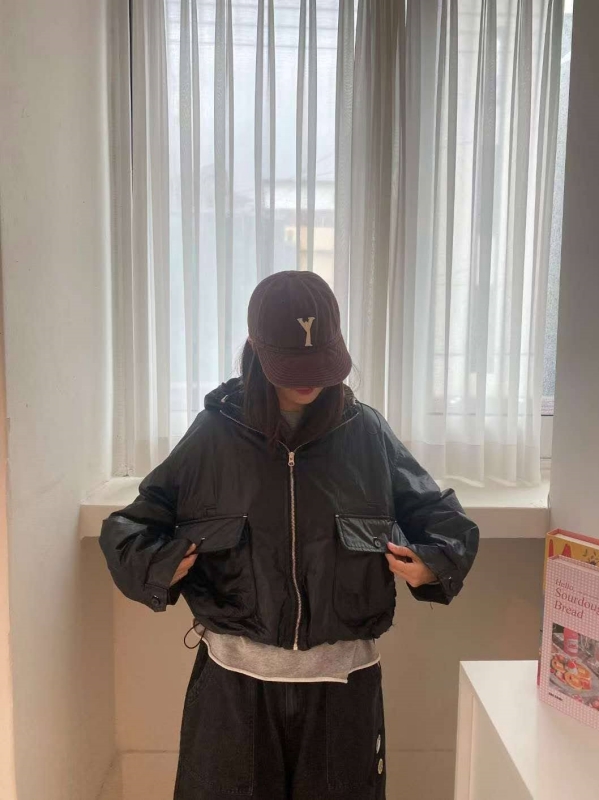 韓 大口袋連帽短版外套