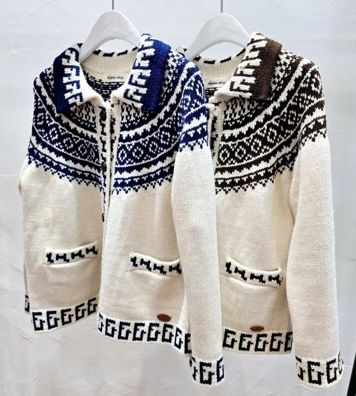 韓 圖騰有領短版外套 2色