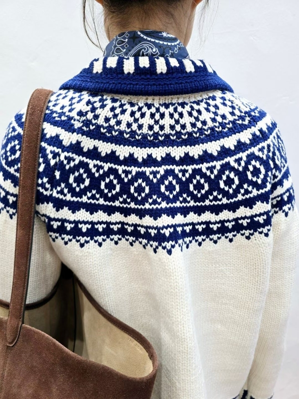 韓 圖騰有領短版外套 2色