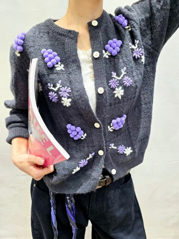 韓 立體小花短版外套 2色