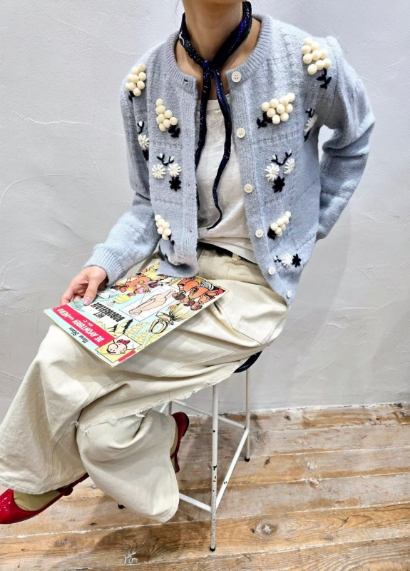 韓 立體小花短版外套 2色